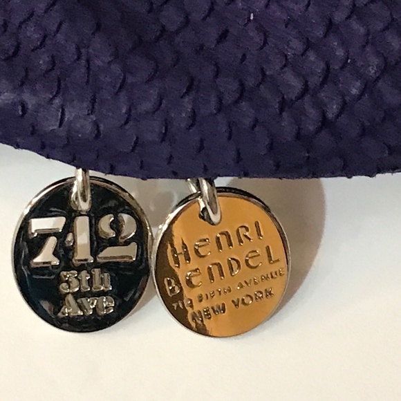 Henri Bendel purple bag wristlet - Picture 9 of 11